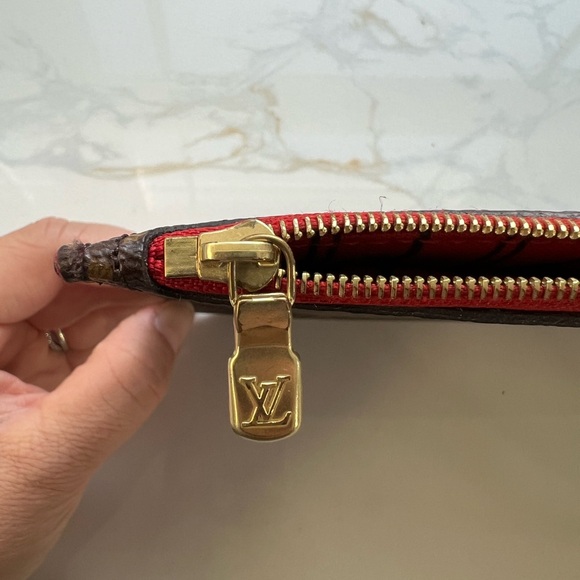 Louis Vuitton Monogram Neverfull Pouchette - Authentic! - Picture 6 of 8